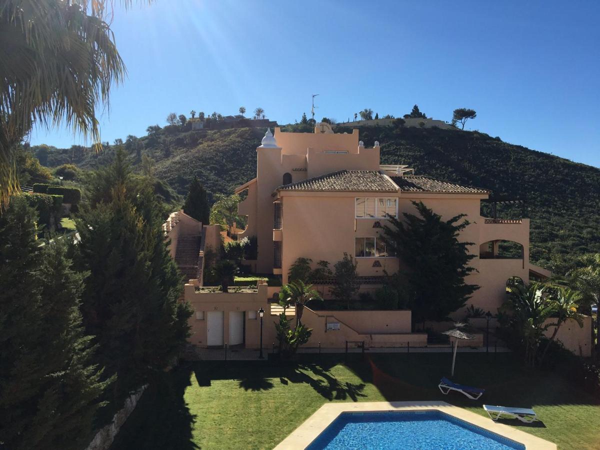 Santa Maria Village, Elviria, Марбелья Экстерьер фото